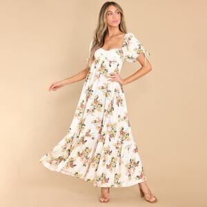 NWT AURA "Whimsical Blooms" Floral Print Tiered Maxi Dress (Off-White | Size S)